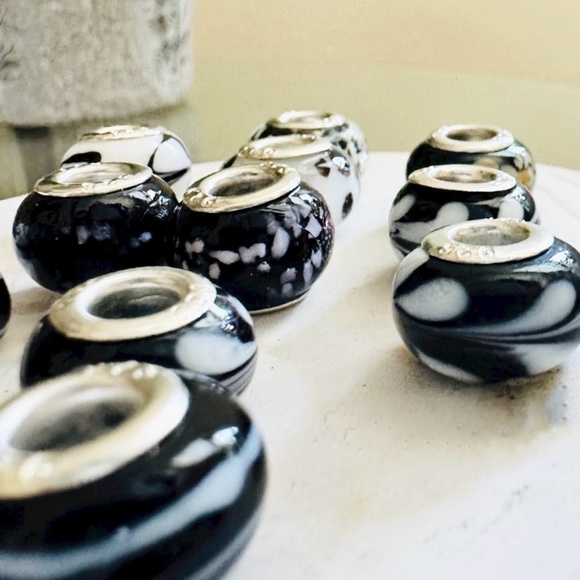 Black White Glass Bead Charms Sterling Silver Set of 13 - Picture 4 of 6
